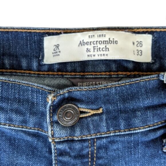 A&F Erin Perfect Stretch Jeans 2R - Picture 2 of 9